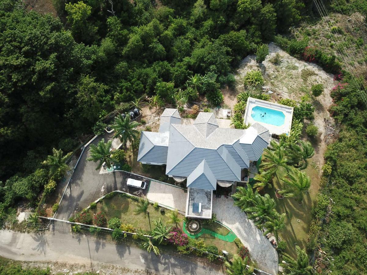 Emerald View Resort Villa Montego Bay Esterno foto